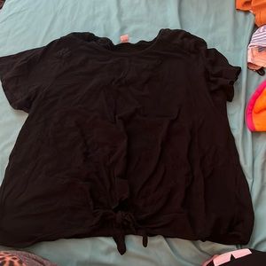 Old navy black tee